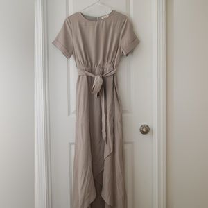 Women’s Roolee grey dress. Size small. Never worn.